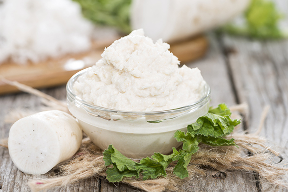 Selbstgemachter frischer Hochzeits-Meerrettich: Immer eine leckere Beigabe zu Siedfleisch. Foto © HandmadePictures - fotolia.com