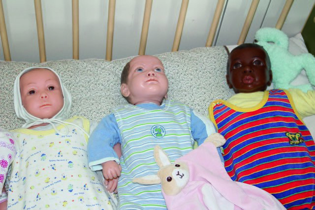 Diese Baby-Puppen eignen sich hervorragend zum Üben.