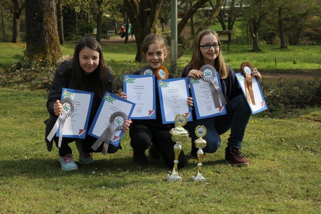 Erfolgreich waren die Teilnehmerinnen aus Bauerbach und Rinklingen beim Kanin-Hop-Turnier. | Foto: Diana Oppermann