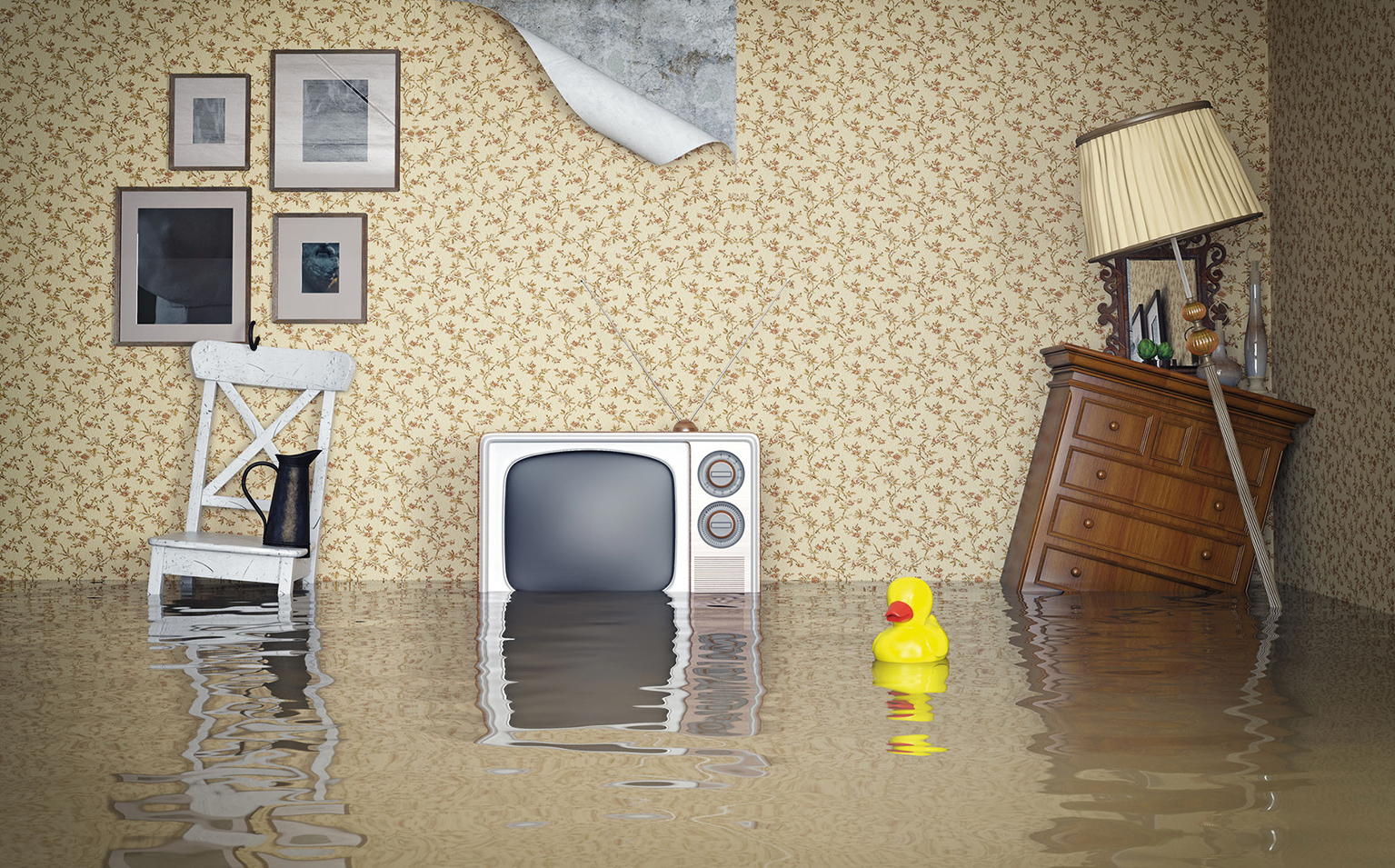 Wenn Hochwasser in Keller und Wohnräume eindringt, wird es teuer. Doch Vermieter haften in der Regel nicht für den Hausrat anderer. Deswegen kann eine Elementarschadenversicherung auch für Mieter sinnvoll sein. Foto: Barmenia/txn