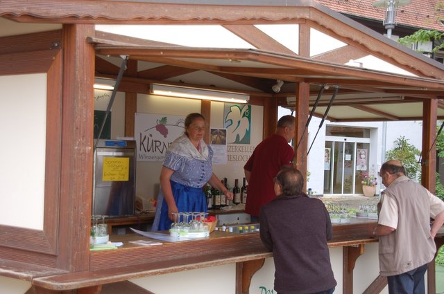 Die Weingüter präsentierten sich mit ihren Angeboten.