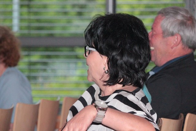 Interessierte Bürger im Plenum.