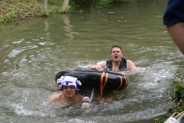 Und täglich ging einer über Bord...