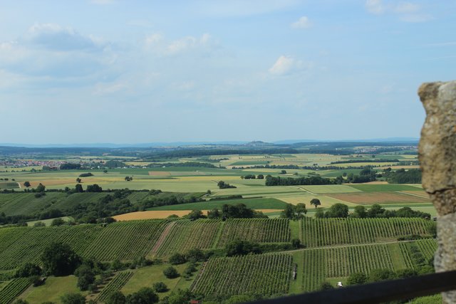 Blick von der Ravensburg auf den Kraichgau