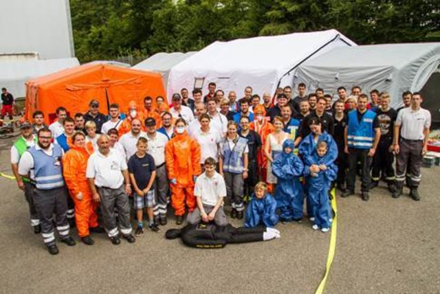 Gruppenfoto der Helfer.