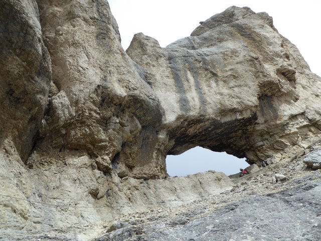Bus de Tofana - eines der größten Felsenfenster der Alpen | Foto: N. Müller