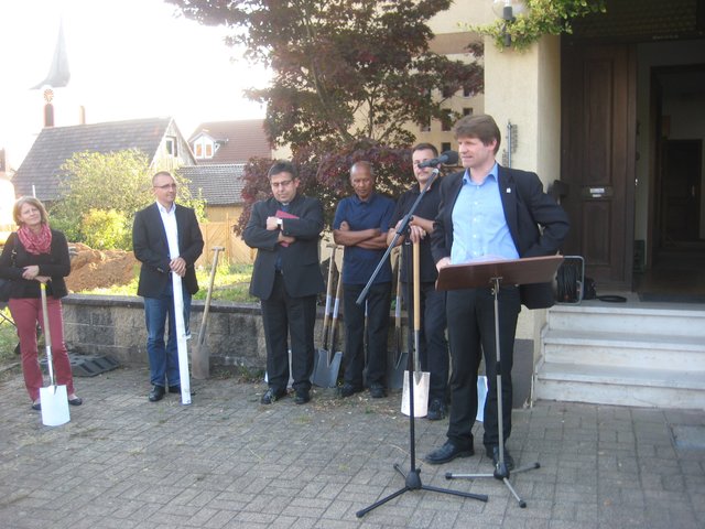 Bürgermeister Michael Nöltner war auch als Gemeindemitglied gekommen.