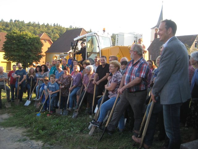 Die Kirche St. Mauritius steht ganz in der Nähe.