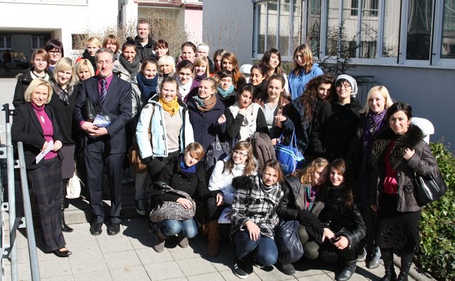 Seit vielen Jahren läuft zwischen einem Liceum in Myslowice und der Georg-Kerschensteiner-Schule in Mühlacker ein reger Schüleraustausch – und das, obwohl an der deutschen Schule kein Polnisch angeboten wird. Das Bild entstand im Jahr 2011. | Foto: enz