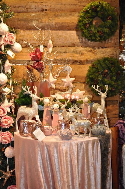 Neue Farben: Zu Weihnachten sind neuerdings auch Pastelltöne angesagt. Foto: ch