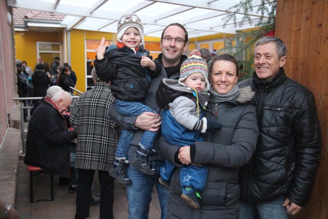 "Wir finden es Klasse, dass die Vereine hier alles bieten und die Einnahmen für Ihre Arbeit benutzen können.", meinte die Familie von Hoersten.