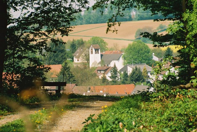 Blick auf die Kirche.