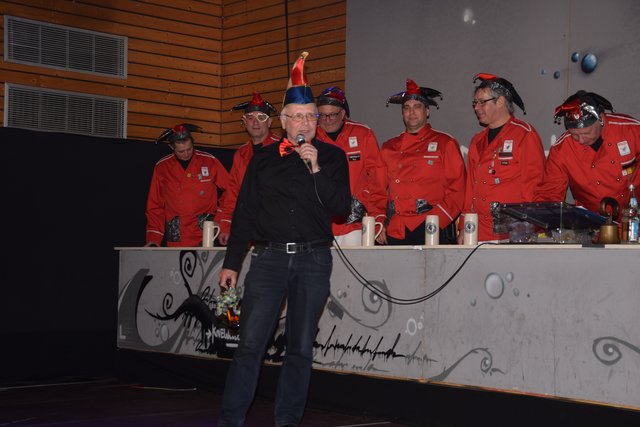 Der "Gelsheiser OB" will auch noch was sagen.