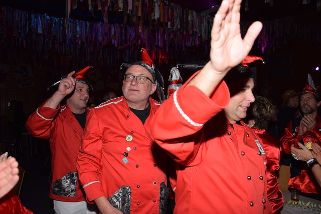 Ja, auch Sie, Herr Ammann!