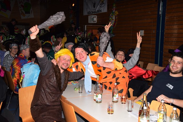 Die zwei mit der Keule.