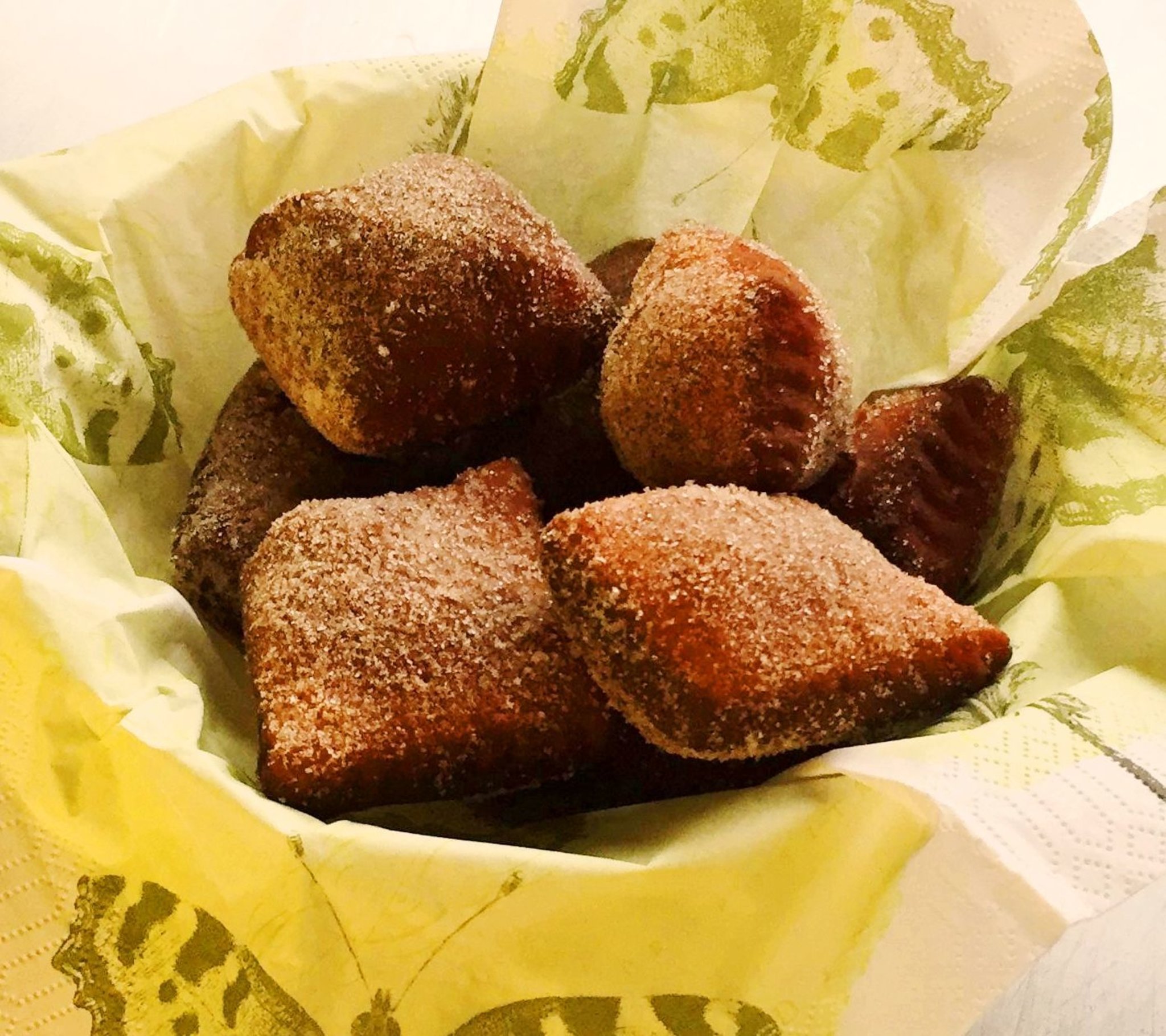 Dehoim in Sternenfels: Rezept für Fastnachtsküchle - Region Dehoim in Sternenfels: Rezept für Fastnachtsküchle - Region