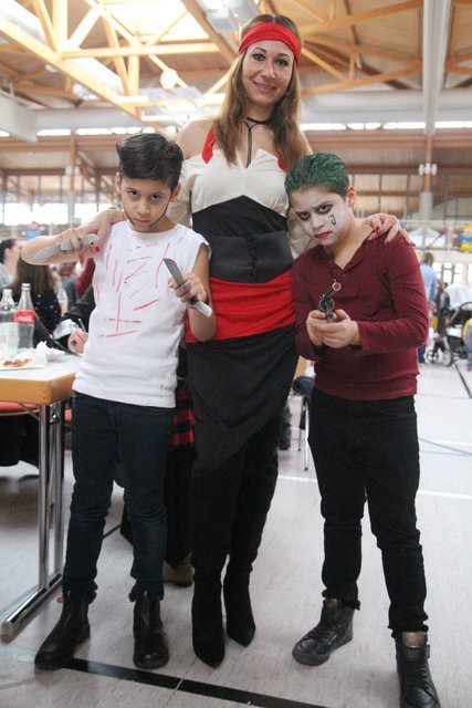 Alejandro, Tony, Ina Crespo