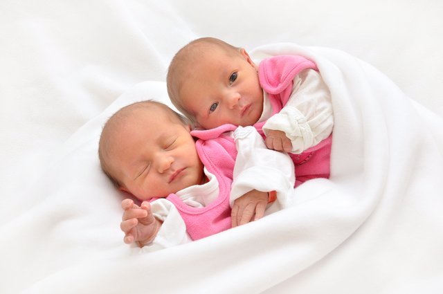 Katharina und Selina geboren am 29.01.2017 in Karlsruhe