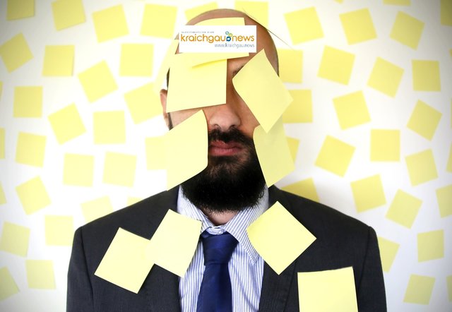 Holt euch euren kraichgau.news-Aufkleber bei der Brettener Woche im Kraichgau-Center! | Foto: Fotolia/grimaldello