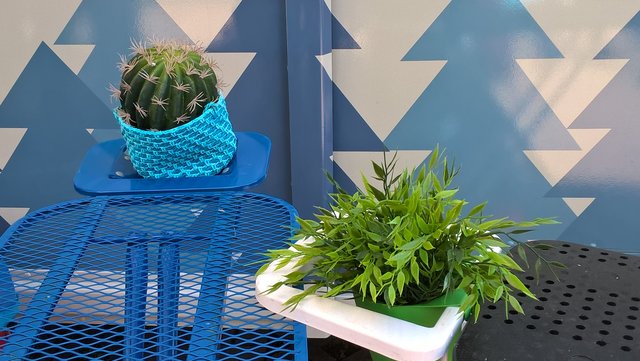 Esstische beim Street Food Mahl