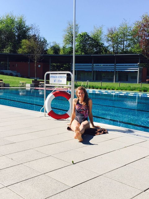 Tanja  hat in dieser Saison erstmals im Freibad trainiert.