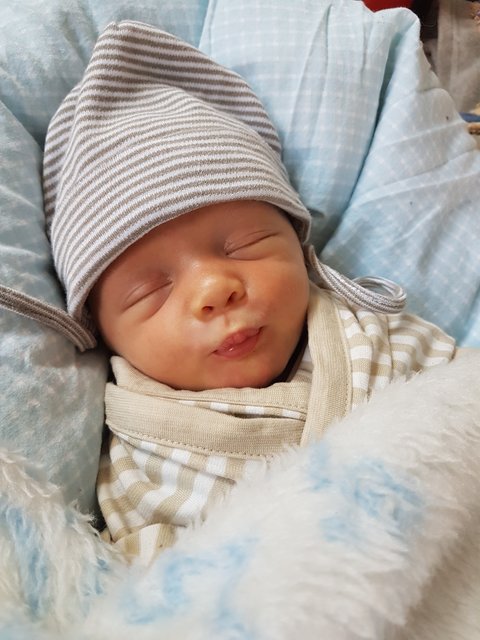 Noah geboren am 30.04.17 in Mühlacker