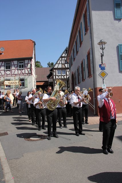 Fronleichnams-Prozession der Pfarrei Obergrombach.
