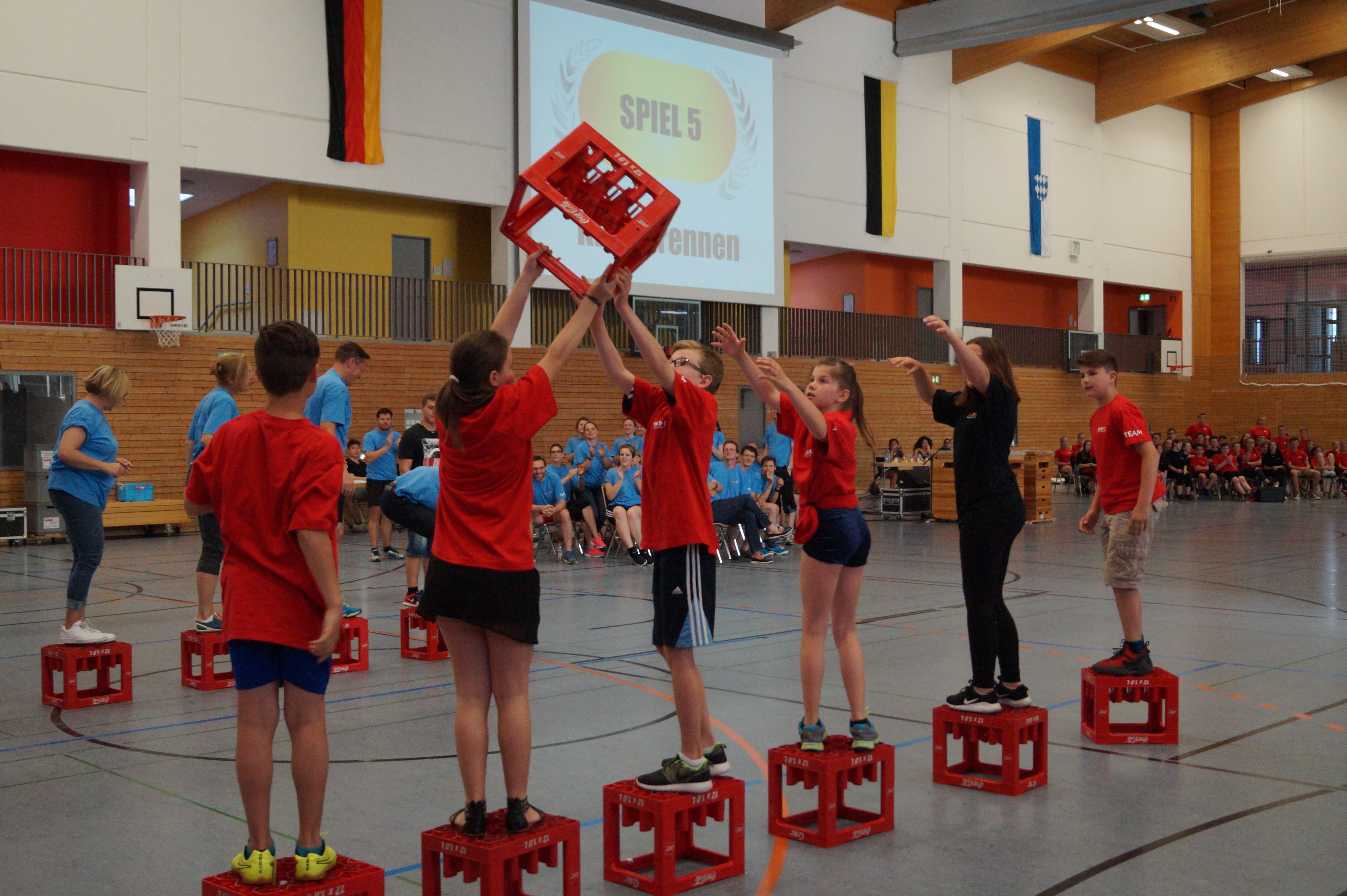Spannende Spiele zwischen Schülern und Lehrern der MPR.