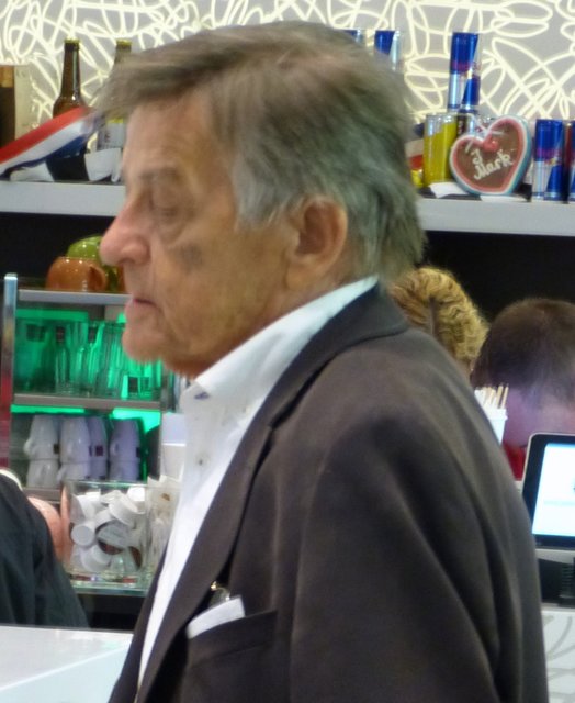 Stiller Besucher: Hans Mezger ehemaliger Chef der Motorsportabteilung im Hause Porsche