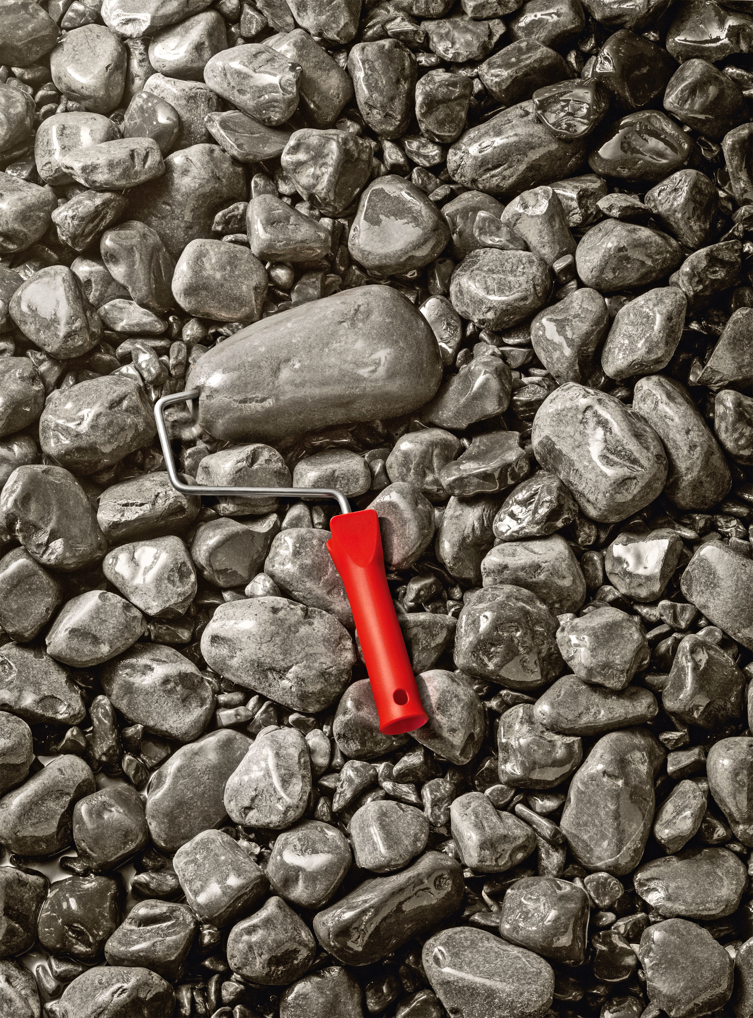 Nomen est omen: Die Trendfarbe "Rock" macht ihrem Namen alle Ehre und wirkt im Zuhause buchstäblich wie der Fels in der Brandung.
