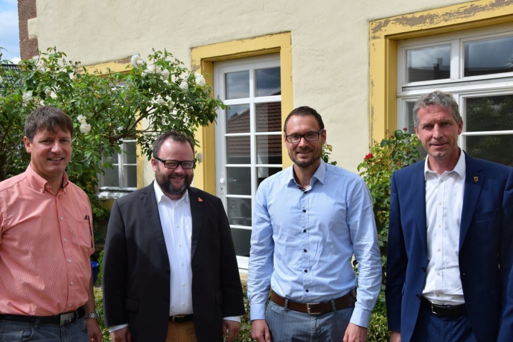 Georg Rühle, Dr. Christian Jung, Matthias Kerschbaum und Jochen Haußmann MdL. (Foto: TJ)