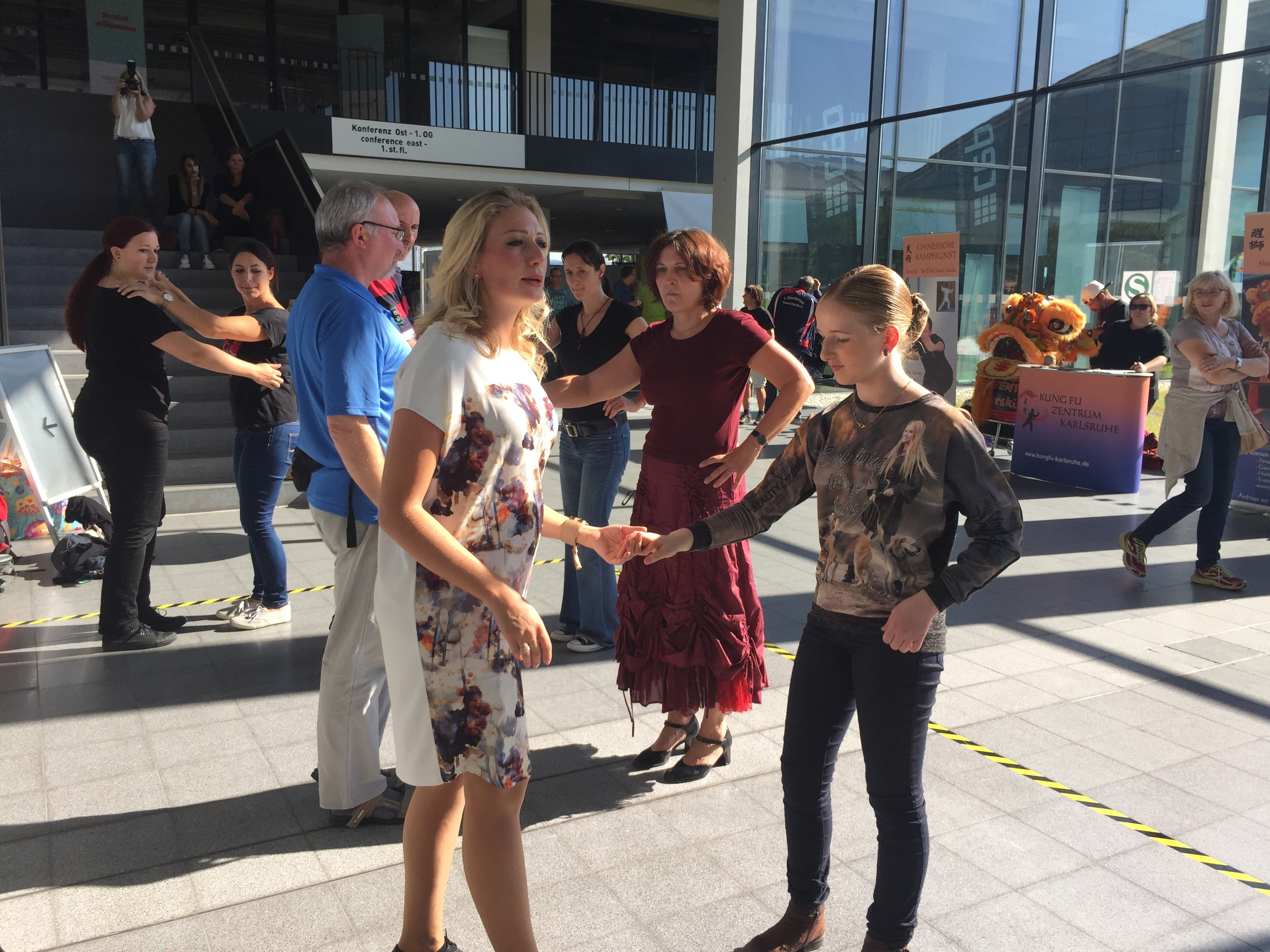Der Samstag des 9. Karlsruher Tanzmarathons zeichnet sich durch ein unterhaltsames Programm für die ganze Familie aus.