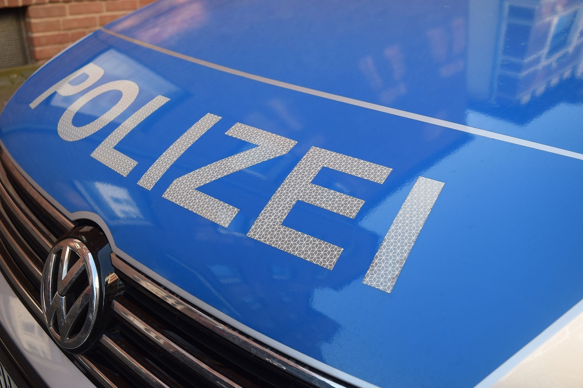 Bei einem Vekehrsunfall in Oberderdingen wurdne zwei Personen verletzt.