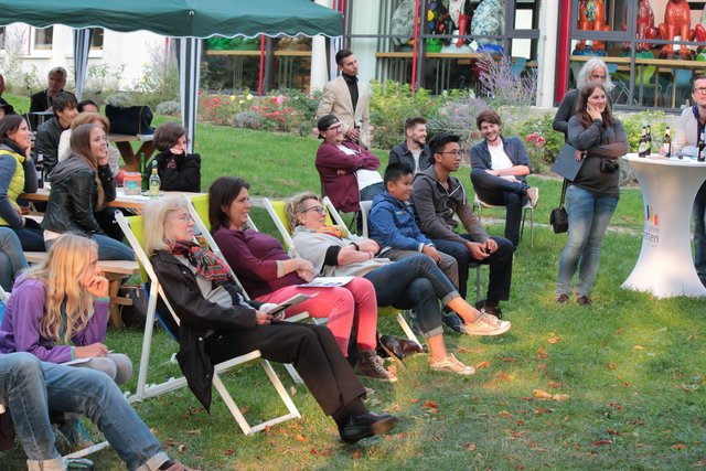 Entspannte Stimmung im Stadtpark in Bretten.