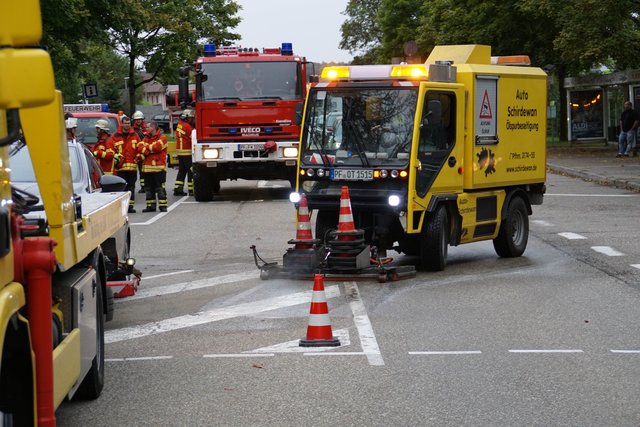 Schwere Verletzungen hat sich ein 46-jähriger Motorradfahrer bei einem Verkehrsunfall am Mittwochmorgen, 13. September, in Königsbach zugezogen.