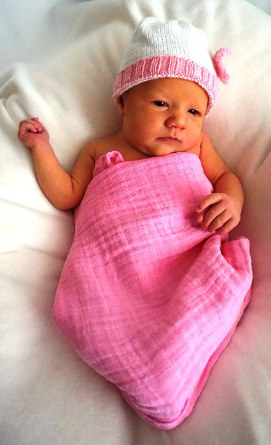 Hallo ich bin Mila, geboren am 04.10.2017 in Pforzheim. Wenn das kein Grund zum Jubeln ist.