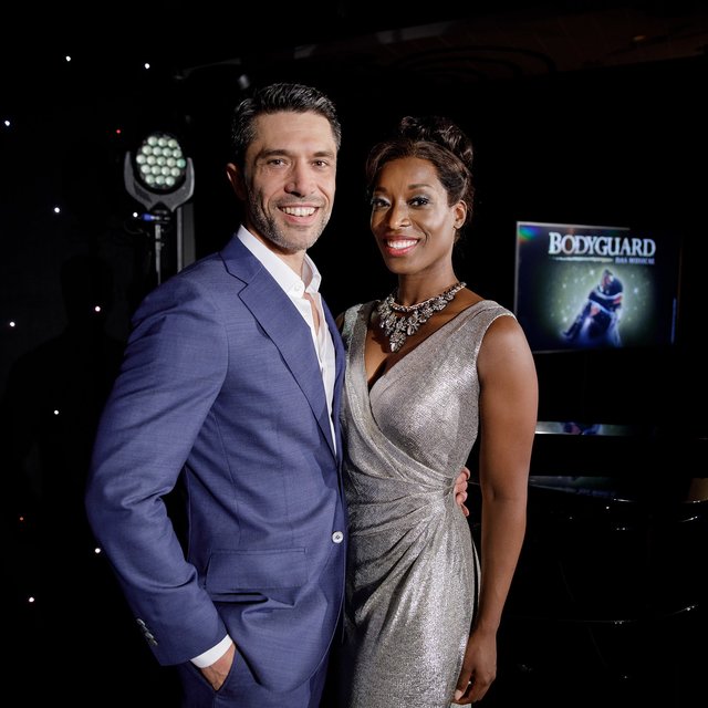 Die Hauptdarsteller des Musicals "Bodyguard" in Stuttgart - ein Beispiel der tollen Musical-Produktionen, die in der Landeshauptstadt zu sehen sind. | Foto: Stage Entertainment/Jan Potente