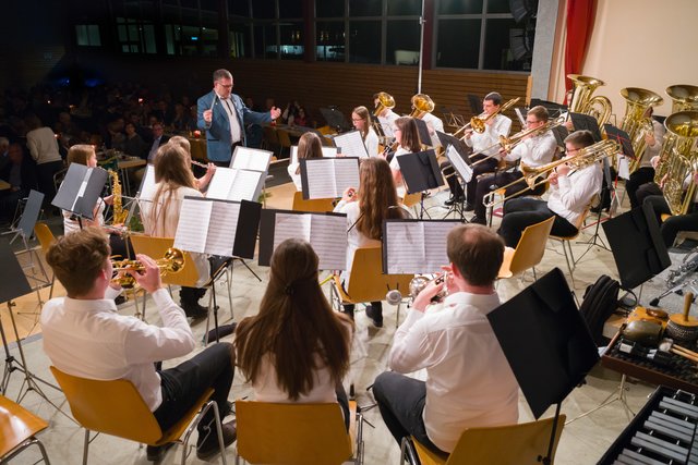 Das Jugendorchester unter der Leitung von Armin Westermann