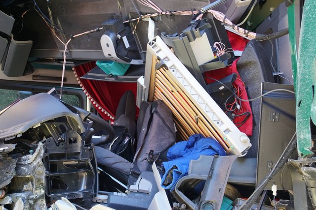 Lebensgefährliche Verletzungen hat am heutigen Freitag, 19. Januar, ein 60-jähriger Lastwagenfahrer bei einem Unfall auf der A8 zwischen Pforzheim-Ost und -Nord erlitten.