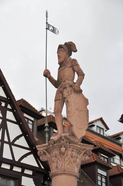 Das Original der Ritterfigur auf dem Marktbrunnen wird im Rathaus aufbewahrt. Foto: ch