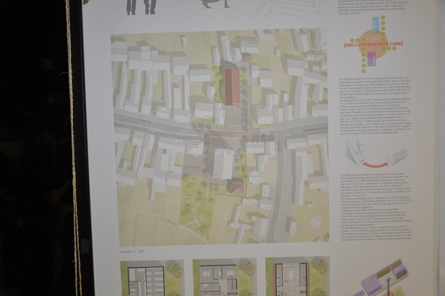 Vogelperspektive auf die Lage des Planungsgebiets: unten das Farrenstall-Gelände, oben das neue Rathaus (braun). Zeichnung: dauner-rommel-schalk/Foto: ch