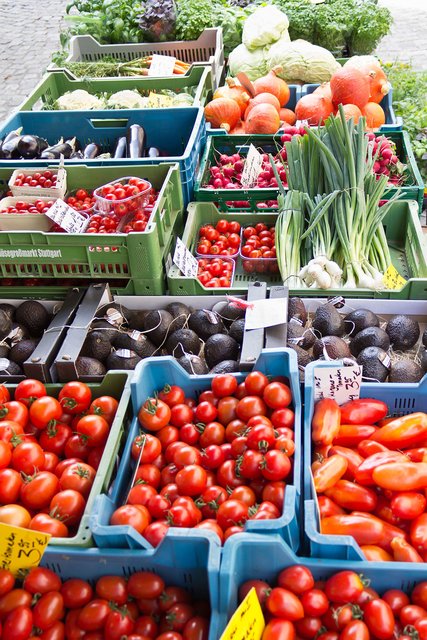 Eine gesunde Ernährung kann manchen Krebsarten vorbeugen und die Lebensqualität Erkrankter verbessern helfen. Mehr Informationen dazu gibt es beim KID. | Foto: djd / Krebsinformationsdienst, Deutsches Krebsforschungszentrum