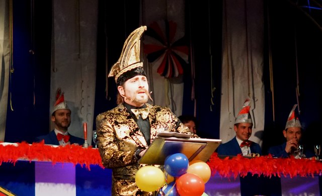 Alexander Mergl als "Wöschbacher Elferratspräsident"