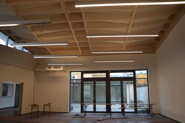 Blick durch den Saal Richtung Innenhof