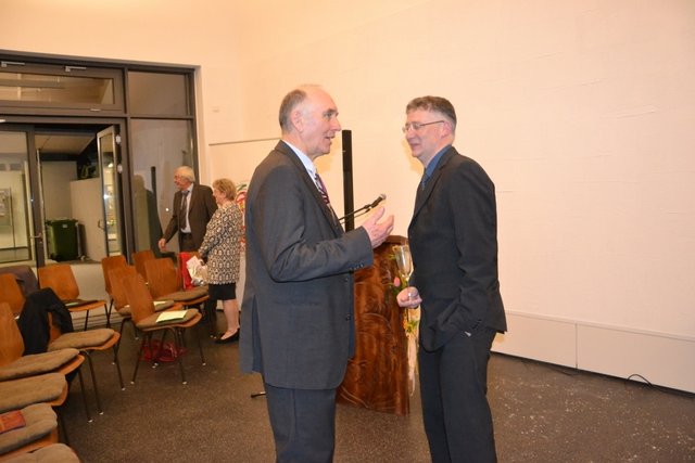 Architekt Veit Ruser (links) im Gespräch mit Thomas Schwägerl von der Verrechnungsstelle für katholische Kirchengemeinden.