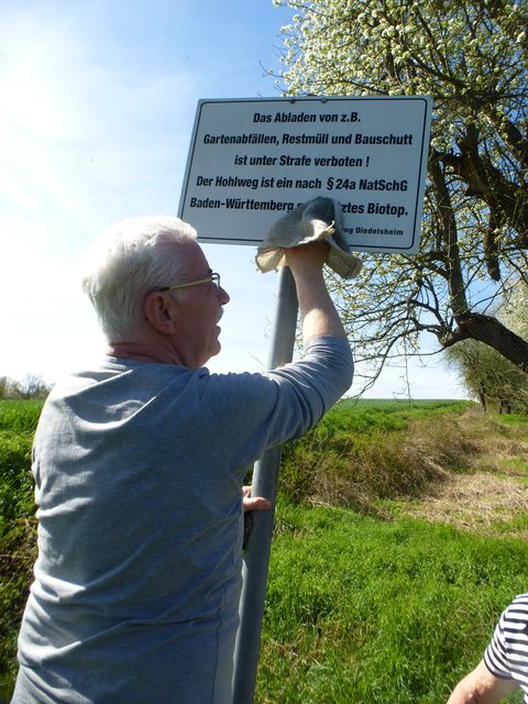 Jetzt kann es jeder lesen: Das hier ist ein Biotop.