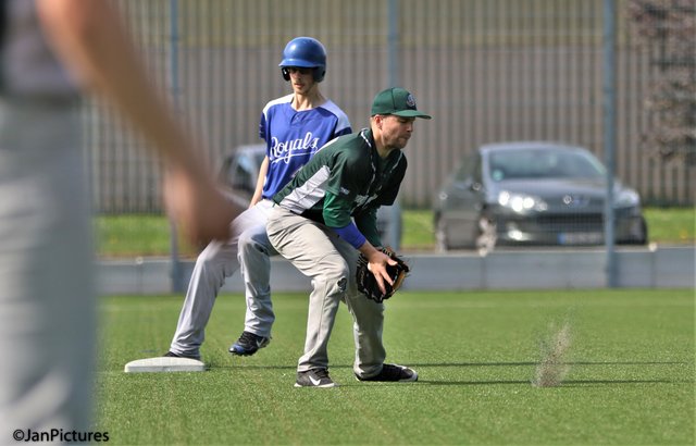 Neuenburgs Many ist an der Base vor Brettens Ries