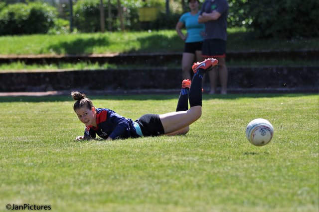 die Nr. 10 Mona Müller