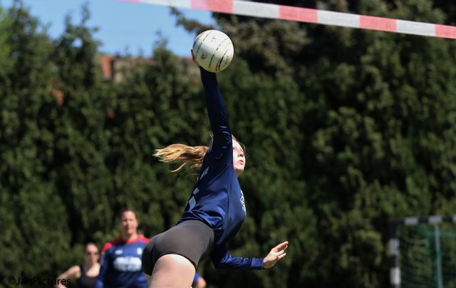 Die Nr. 9 Celine Jensen