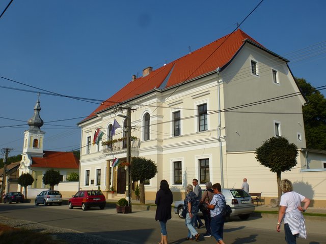 Das Rathaus, einst adliger Besitz